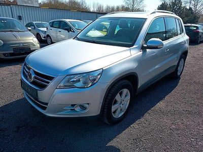 Gebraucht VW Tiguan Sport 140 PS (102 kW) 2010 Reflexsilber metallic SUV