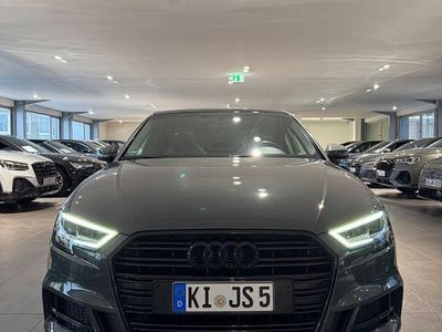 Gebraucht Audi A3 Advanced 150 PS (110 kW) 2019 Grau Limousine