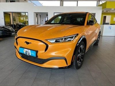 Gebraucht Ford Mustang Mach-E Premium 197 kW (269 PS) 2022 Orange SUV