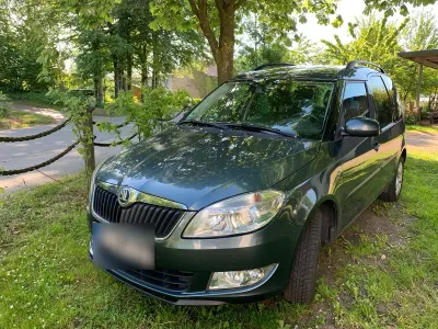 Używany Skoda Roomster 90 KM (66 kW) 2013 Szary Minivan