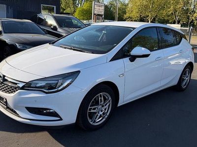 Usata Opel Astra Dynamic 150 CV (110 kW) 2016 Bianco Berlina
