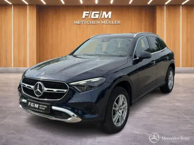 Gebraucht Mercedes GLC200 Avantgarde 204 PS (150 kW) 2023 Nautikblau SUV