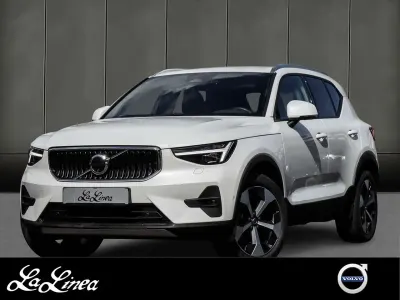 Gebraucht Volvo XC40 Core 163 PS (119 kW) 2025 Weiss SUV