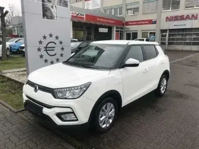Gebraucht SsangYong Tivoli 128 PS (94 kW) 2019 Weiss SUV