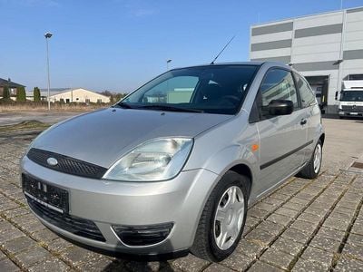 Gebraucht Ford Fiesta 69 PS (50 kW) 2005 Silber Kleinwagen