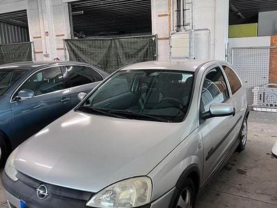 Gebraucht Opel Corsa Comfort 58 PS (42 kW) 2001 Silber Kleinwagen