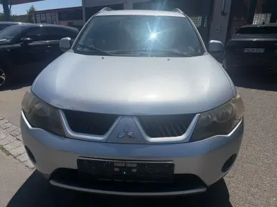 Gebraucht Mitsubishi Outlander Invite 140 PS (102 kW) 2007 Silber SUV