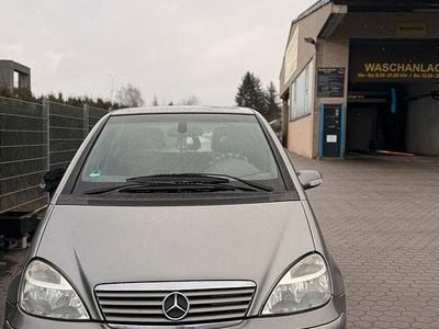 Second-hand Mercedes A160 105 CP (77 kW) 2005 Portocaliu Berlinǎ