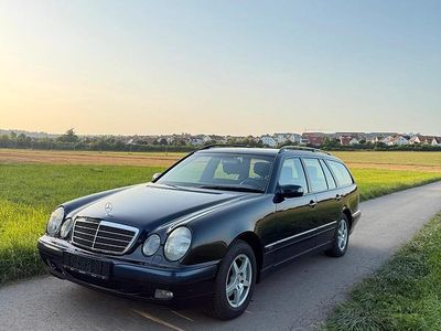 Mercedes E200