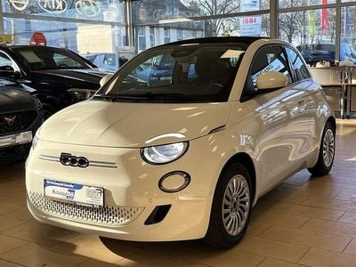 Weiß Gebraucht 2023 Fiat 500C Cabrio | 19.440 € (Guter Preis)