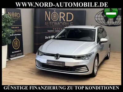 Second-hand VW Golf VIII Life 116 CP (85 kW) 2022 Argintiu Break