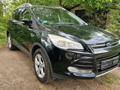 Gebraucht Ford Kuga 150 PS (110 kW) 2014 Schwarz SUV