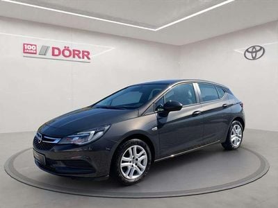 Gebraucht Opel Astra Edition 105 PS (77 kW) 2016 Grau Limousine