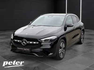 Gebraucht Mercedes GLA200 Progressive 163 PS (119 kW) 2025 Unilack nachtschwarz SUV