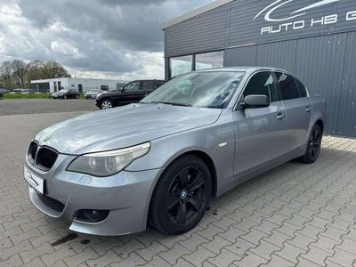 gebraucht BMW 520 i/AUTOMATIK/XENON/NAVI/TEMP/PDC/HUD