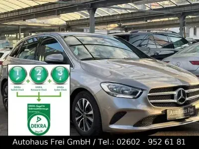 Gebraucht Mercedes B180 Progressive 136 PS (100 kW) 2020 Silber Van / Kleinbus