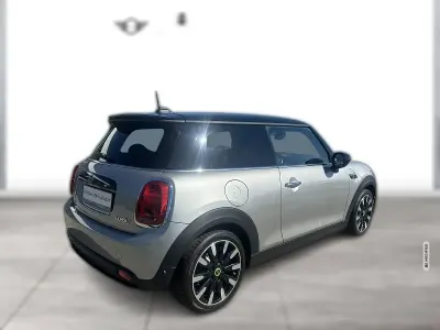 Gebraucht Mini Cooper SE Classic 135 kW (184 PS) 2023 Grau metallic Kleinwagen