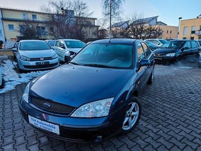 Blau Gebraucht 2002 Ford Mondeo Ghia Limousine | 550 € (Superpreis)