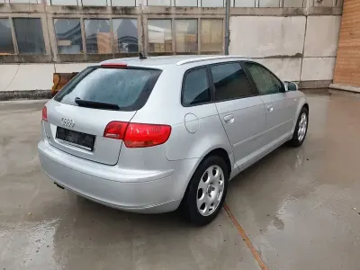 Gebraucht Audi A3 Attraction 140 PS (102 kW) 2006 Silber Kleinwagen