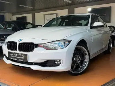 Gebraucht BMW 328 Luxury Line 245 PS (180 kW) 2014 Alpinweiss iii Limousine