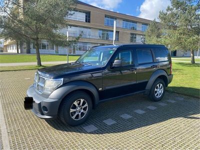 gebraucht Dodge Nitro 2,8 CRD Schalter 6 Gang schwarz Klima