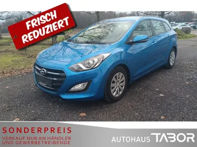 Gebraucht Hyundai i30 Trend 110 PS (80 kW) 2017 Ara blue Kombi
