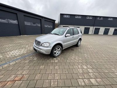 Mercedes ML400