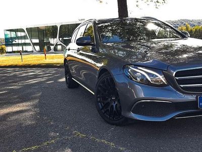 Gebraucht Mercedes E220 194 PS (142 kW) 2019 Grau Kombi