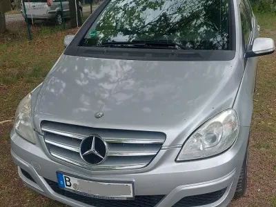 Gebraucht Mercedes B170 75 PS (55 kW) 2009 Grau Van / Kleinbus