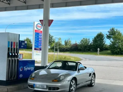 Gebraucht Porsche 986 Boxster 205 PS (150 kW) 1998 Silber Cabrio
