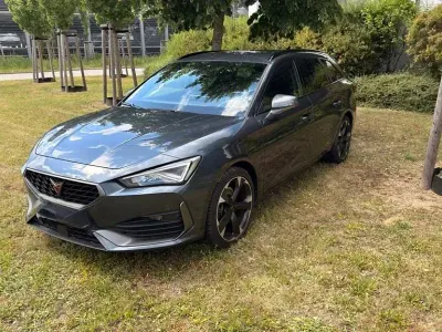 Gebraucht Cupra Leon 190 PS (139 kW) 2023 Grau Limousine
