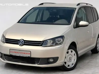 Gebraucht VW Touran Comfortline 140 PS (102 kW) 2013 Gold Van / Kleinbus