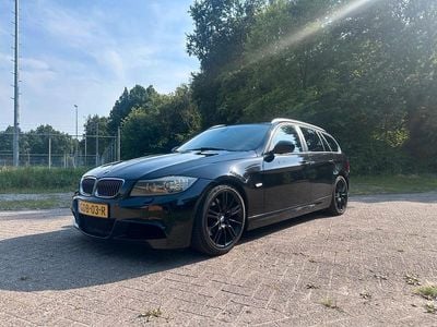 BMW 325