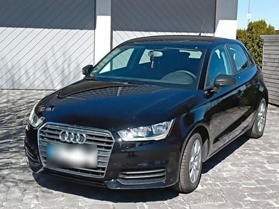 Second-hand Audi A1 Sportback 95 CP (69 kW) 2018 Negru Hatchback