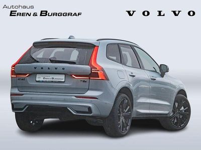 Neu Volvo XC60 Plus 310 PS (228 kW) 2026 Grau SUV