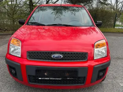 Usata Ford Fusion Ambiente 80 CV (58 kW) 2006 Rosso Utilitaria