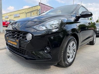 Gebraucht Hyundai i10 67 PS (49 kW) 2021 Schwarz Kleinwagen