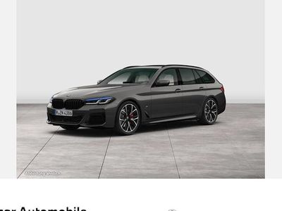 Gebraucht BMW 540 Shadowline 340 PS (250 kW) 2024 Grau Kombi