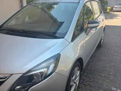 Gebraucht Opel Zafira 195 PS (143 kW) 2013 Silber Van / Kleinbus