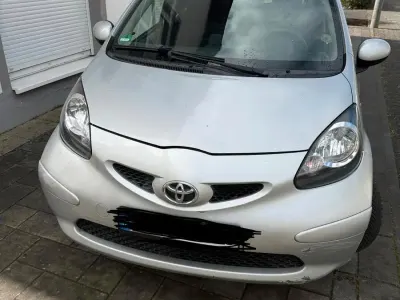 Brugt Toyota Aygo 67 HK (49 kW) 2007 Sølv Hatchback