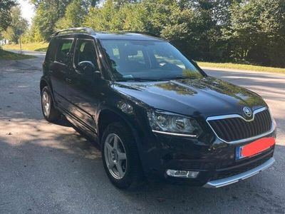 gebraucht Skoda Yeti 2,0 TDI DRIVE