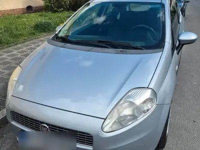 Gebraucht Fiat Grande Punto 65 PS (47 kW) 2008 Silber Kleinwagen
