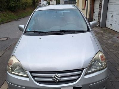 Suzuki Liana