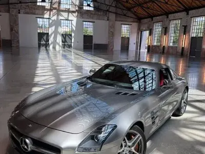 Gebraucht Mercedes SLS AMG AMG 571 PS (419 kW) 2010 Amg alubeam silber (metallic) Coupé