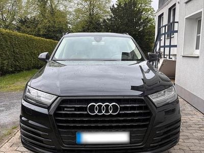 Second-hand Audi Q7 S-Line 272 CP (200 kW) 2015 Negru SUV