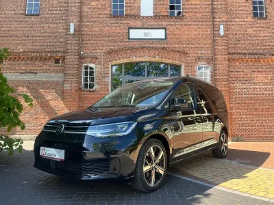 Używany VW Caddy Maxi Style 122 KM (89 kW) 2023 Czarny Minivan