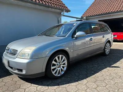 Gebraucht Opel Vectra 155 PS (114 kW) 2004 Grau Kombi