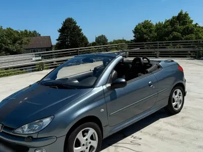 Gebraucht Peugeot 206 109 PS (80 kW) 2005 Silber Kleinwagen