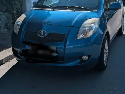 Gebraucht Toyota Yaris Cool 69 PS (50 kW) 2008 Blau Kleinwagen