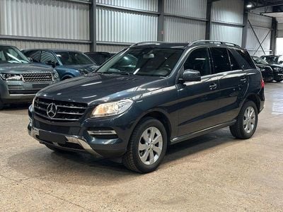 Grau Gebraucht 2014 Mercedes ML250 SUV | 17.600 € (Fairer Preis)